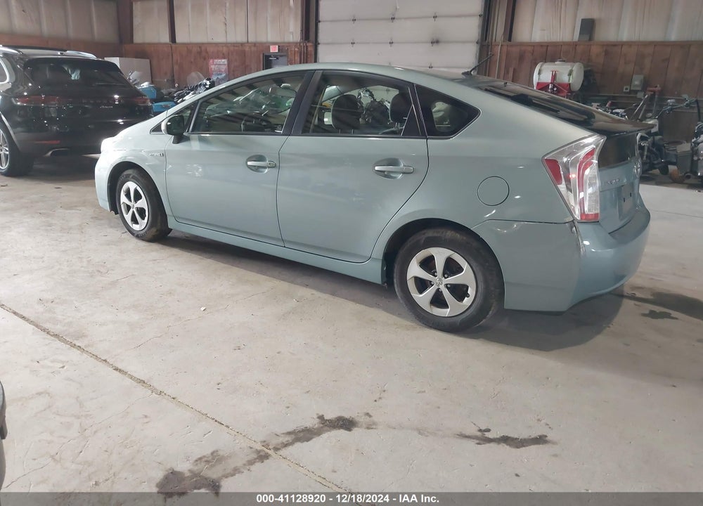 2015 TOYOTA PRIUS TWO VIN: JTDKN3DU5F1964010