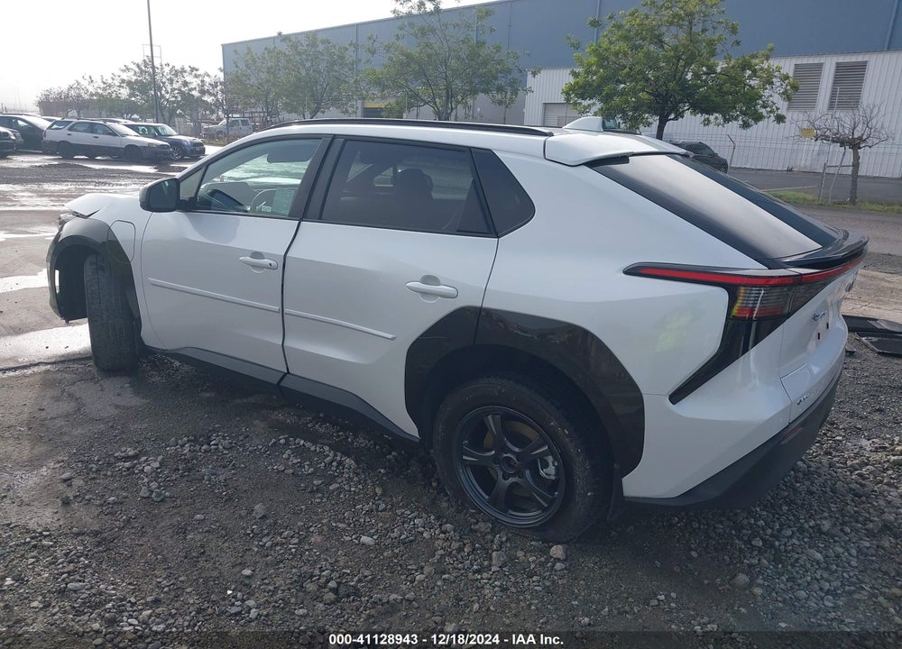 2024 TOYOTA BZ4X XLE VIN: JTMABACA2RA053511