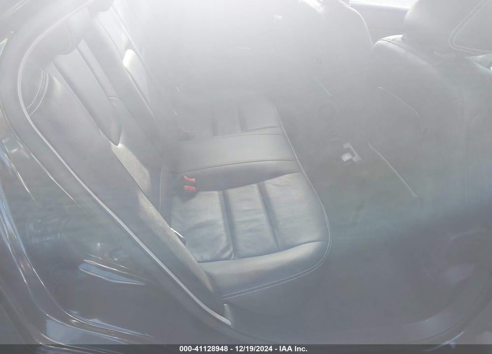 2010 FORD FUSION HYBRID VIN: 3FADP0L35AR281593