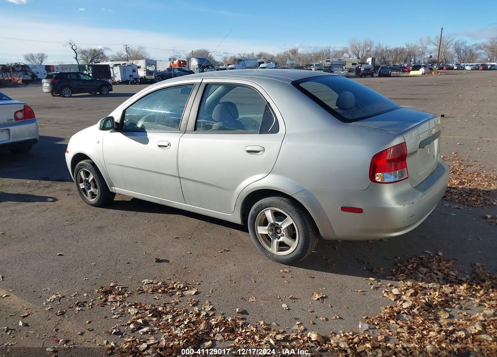 2005 CHEVROLET AVEO LS VIN: KL1TD52695B468439
