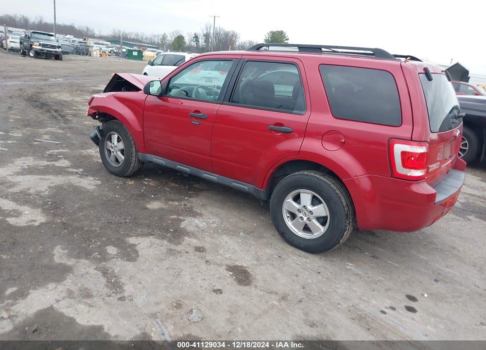 2011 FORD ESCAPE XLT VIN: 1FMCU0D72BKC40341