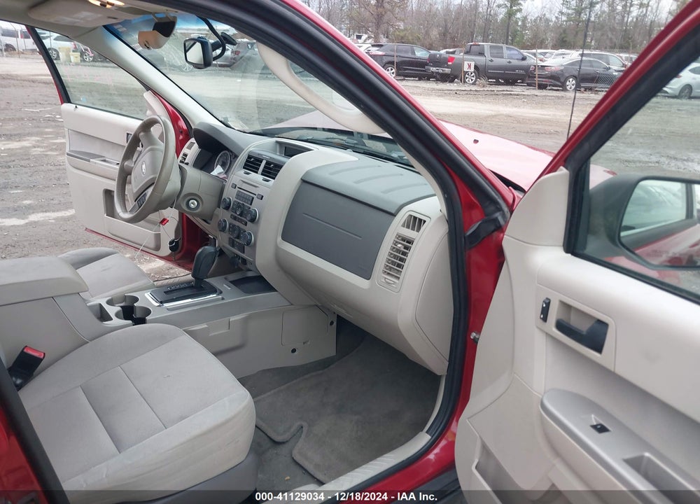 2011 FORD ESCAPE XLT VIN: 1FMCU0D72BKC40341