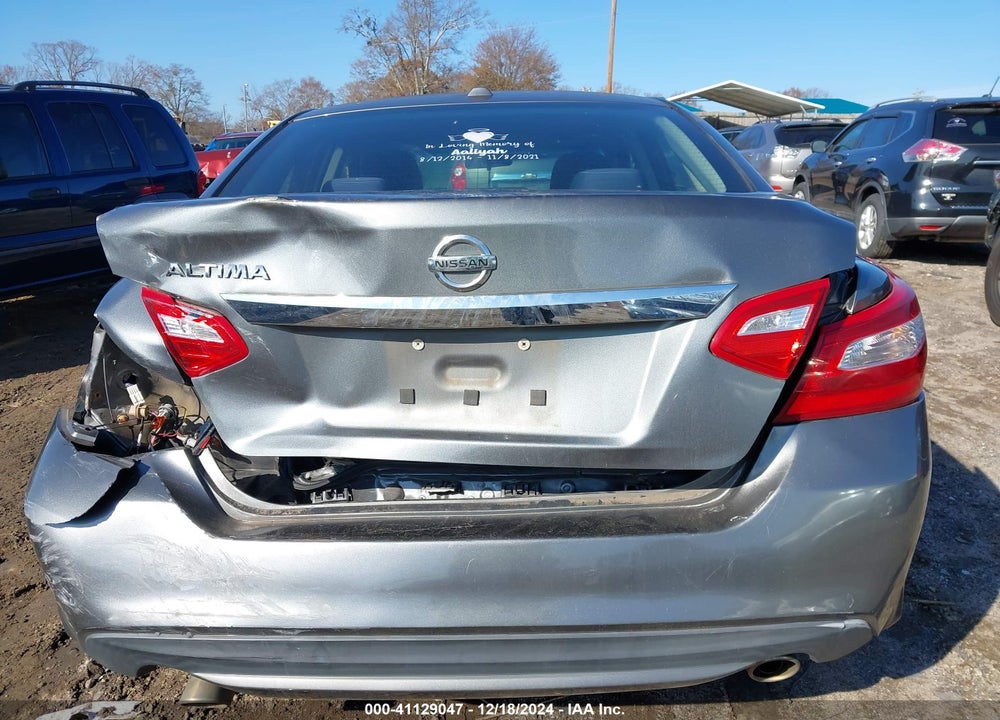 2017 NISSAN ALTIMA VIN: 1N4AL3AP3HC256920
