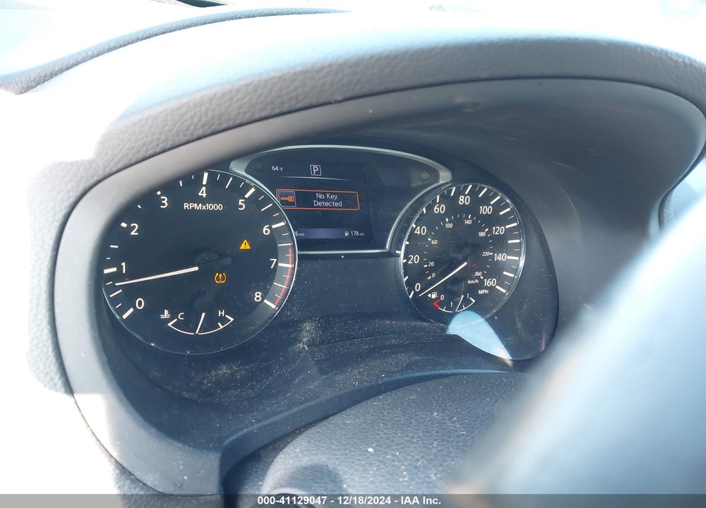 2017 NISSAN ALTIMA VIN: 1N4AL3AP3HC256920