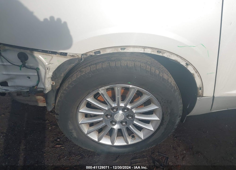 2011 BUICK ENCLAVE 1XL VIN: 5GAKVBED2BJ419824