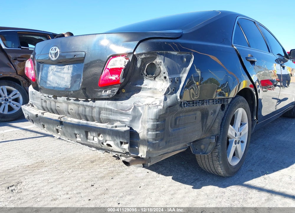 2009 TOYOTA CAMRY LE VIN: 4T4BE46K79R111923