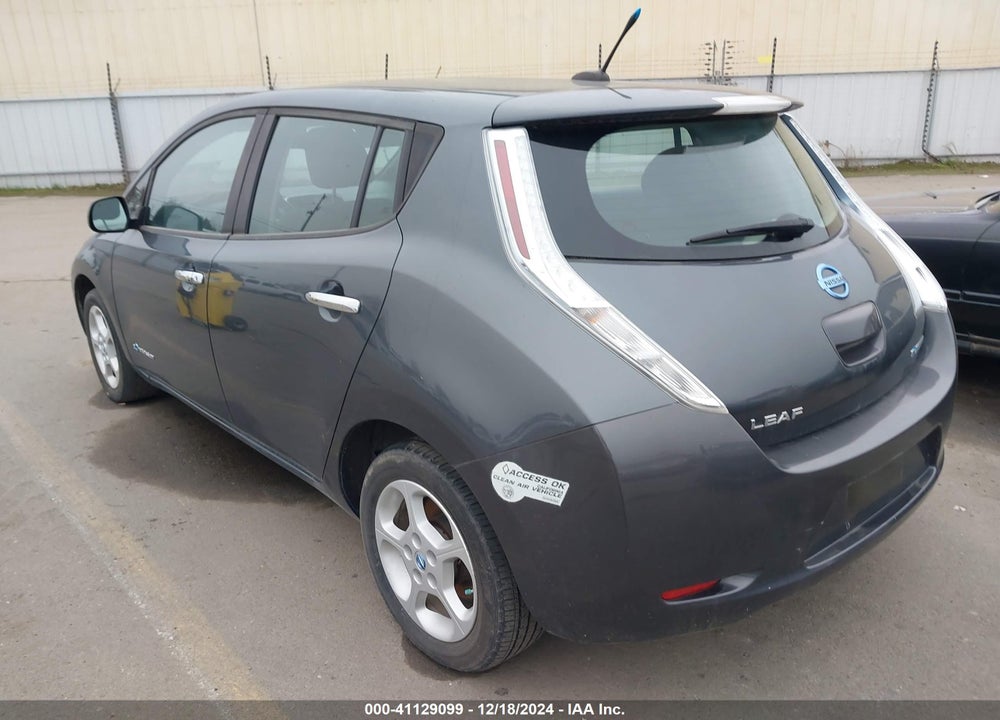 2013 NISSAN LEAF SV VIN: 1N4AZ0CP2DC419321