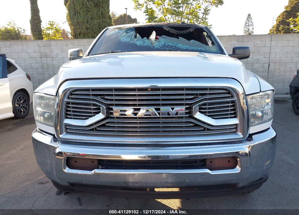 2013 RAM 2500 VIN: 3C6TR5DT0DG550487