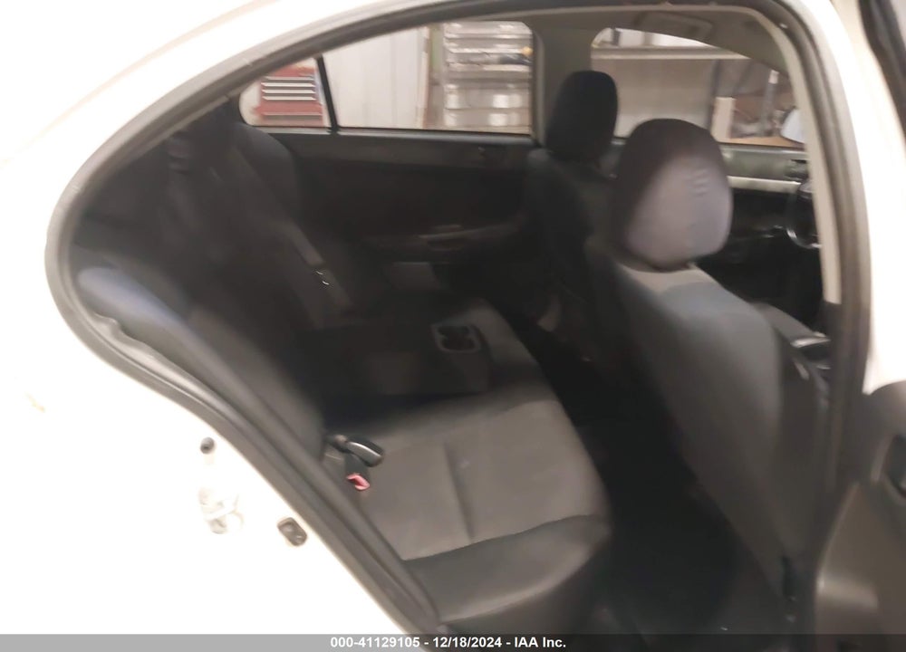2009 MITSUBISHI LANCER VIN: JA3AU26UX9U006603