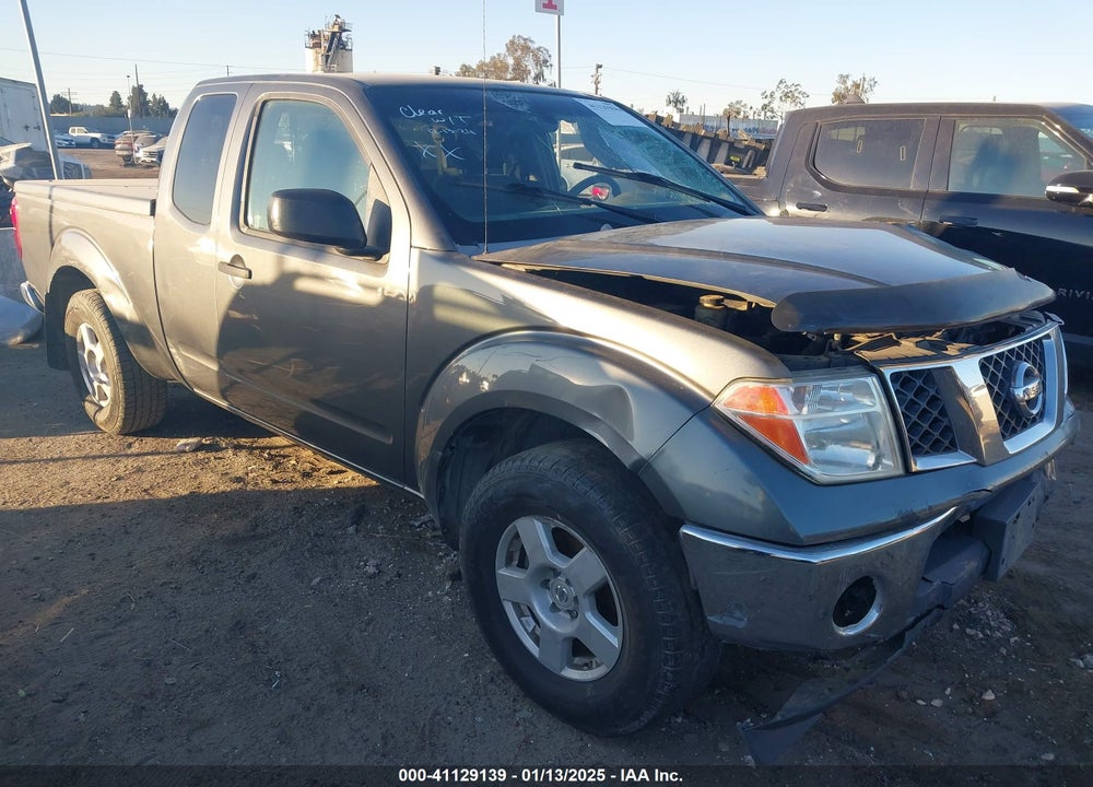 2005 NISSAN FRONTIER SE VIN: 1N6AD06W95C452469