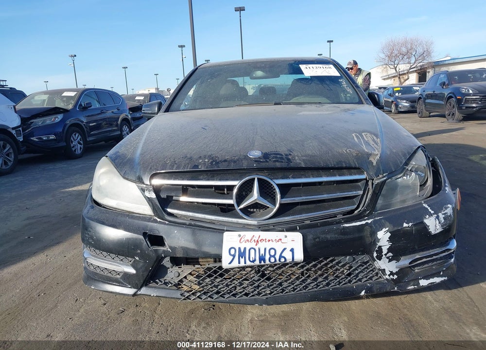 2014 MERCEDES-BENZ C 250 LUXURY/SPORT VIN: WDDGF4HB9ER304284