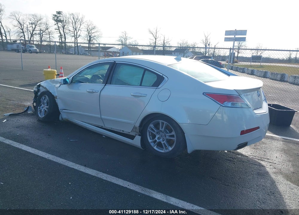 2011 ACURA TL 3.5 VIN: 19UUA8F51BA000426