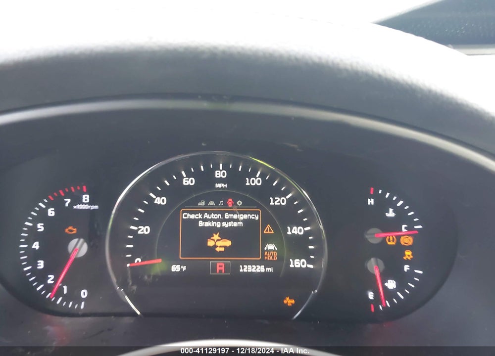 2018 KIA SORENTO 2.4L LX VIN: 5XYPG4A3XJG416708