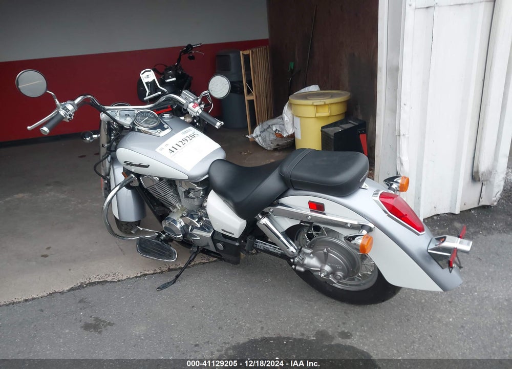 2006 HONDA VT750 CA VIN: JH2RC50456K210001