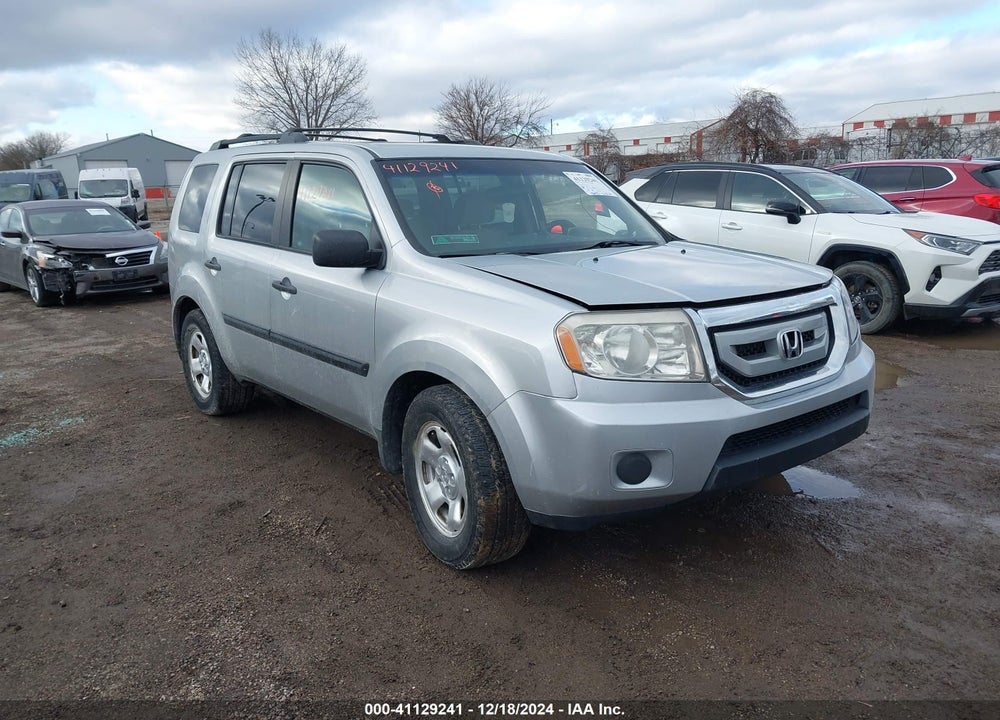 2010 HONDA PILOT LX VIN: 5FNYF4H26AB020092
