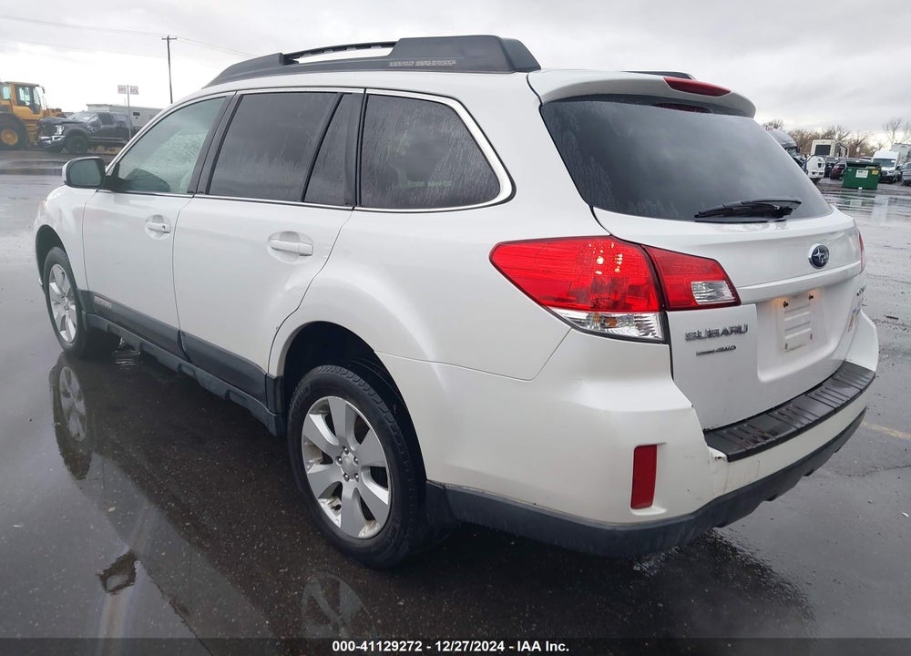 2011 SUBARU OUTBACK 2.5I PREMIUM VIN: 4S4BRBCC0B3397092