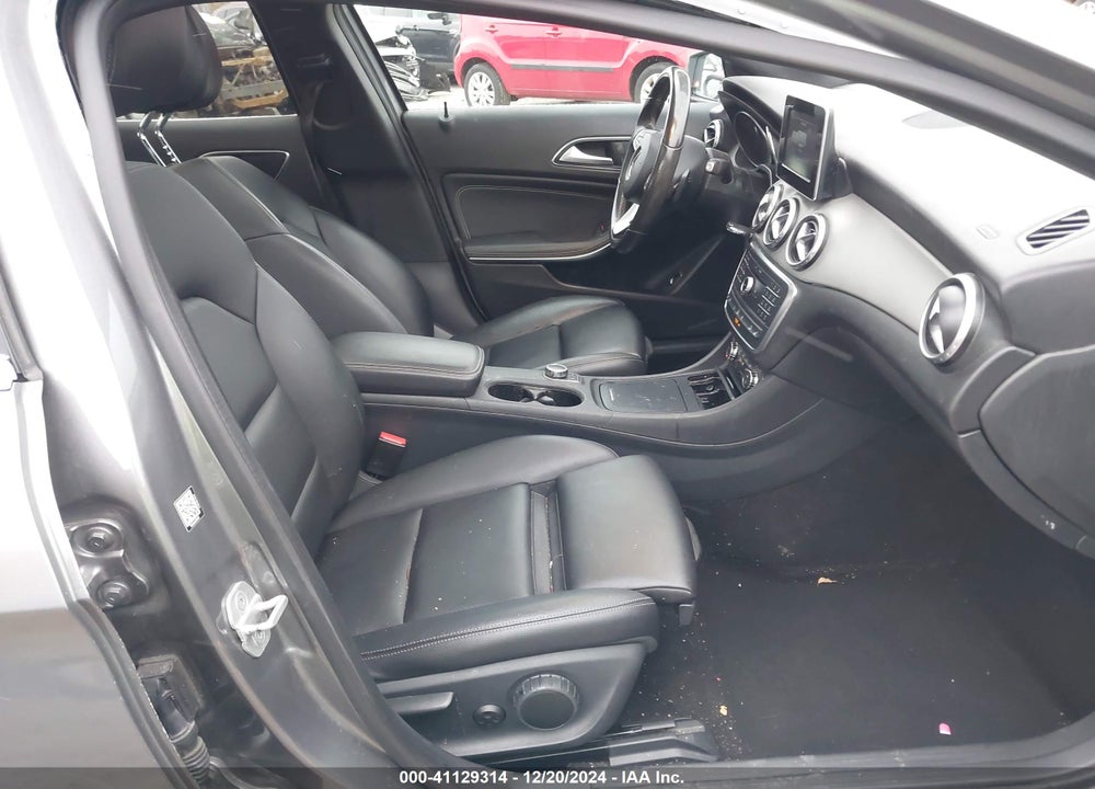 2016 MERCEDES-BENZ GLA-CLASS VIN: WDCTG4GB2GJ208872