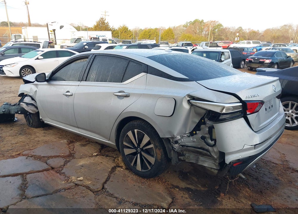 2022 NISSAN ALTIMA SV INTELLIGENT AWD VIN: 1N4BL4DW7NN366270