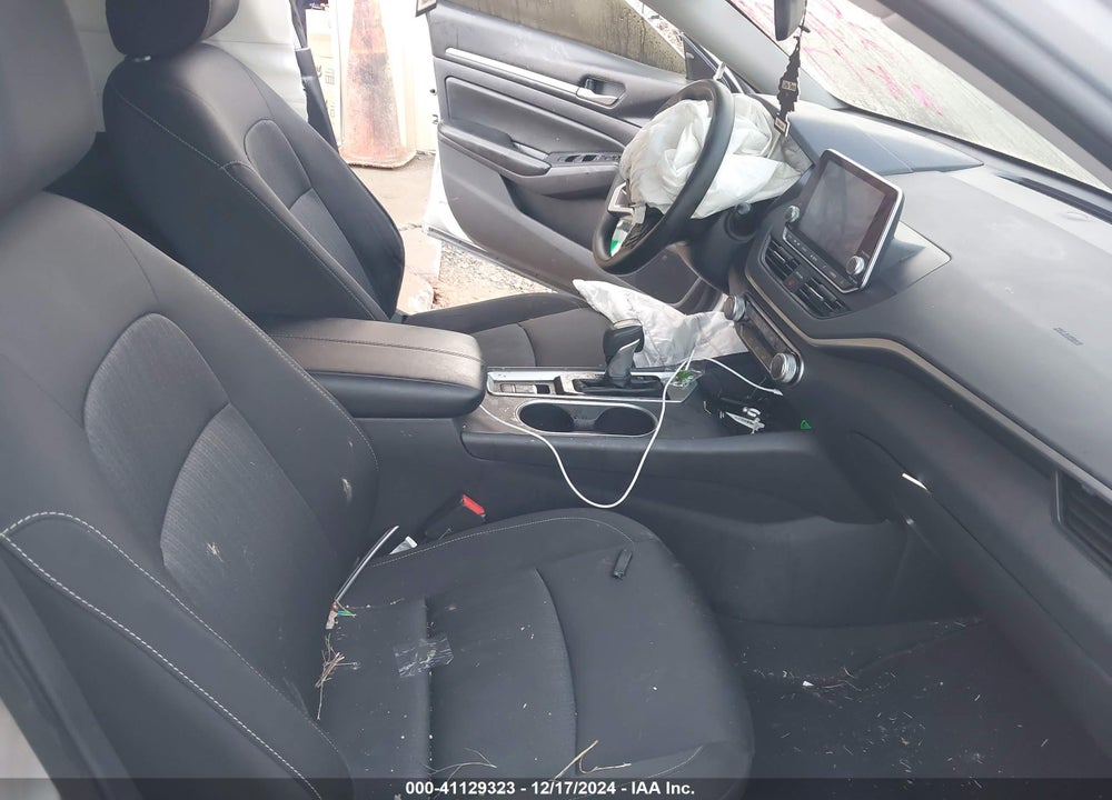 2022 NISSAN ALTIMA SV INTELLIGENT AWD VIN: 1N4BL4DW7NN366270
