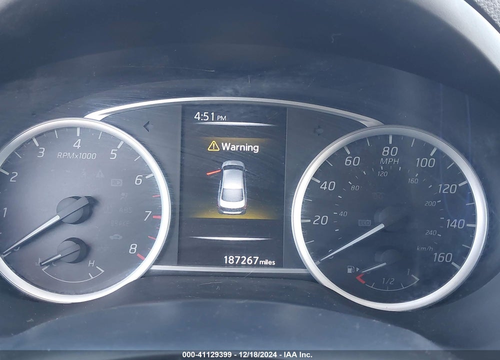 2016 NISSAN SENTRA SR VIN: 3N1AB7AP1GY331188