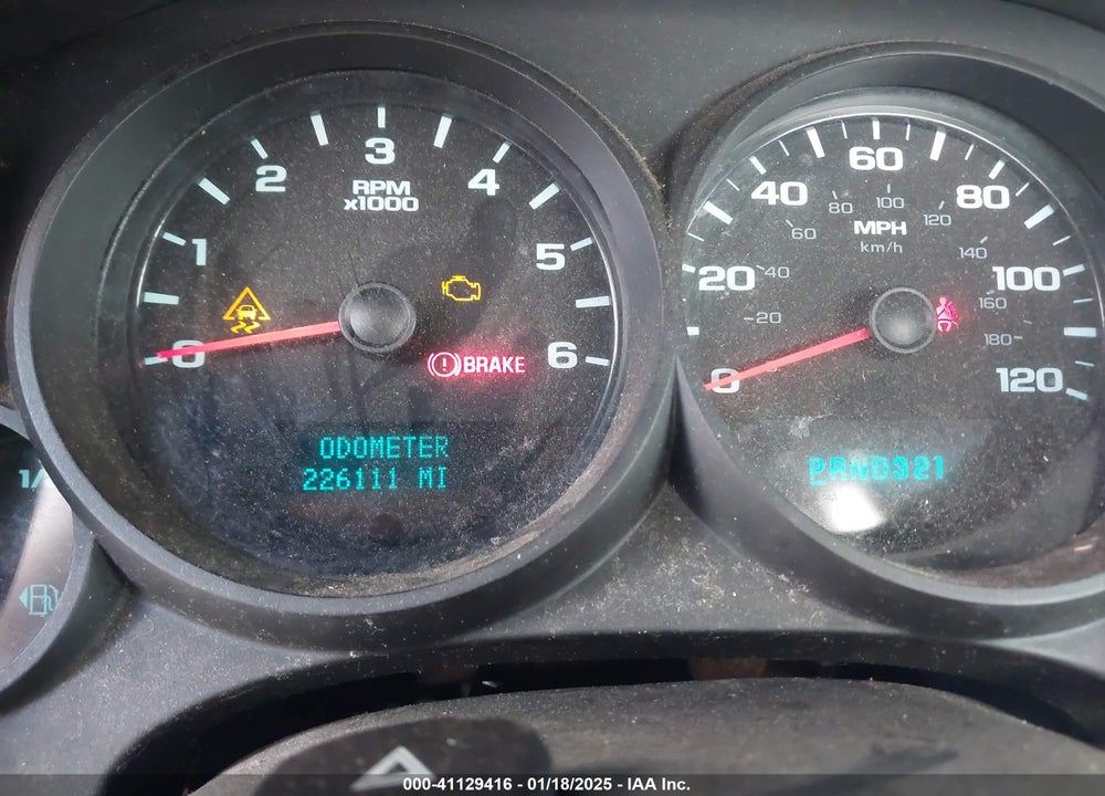 2011 CHEVROLET SILVERADO 1500 WORK TRUCK VIN: 1GCNCPEX8BZ339373
