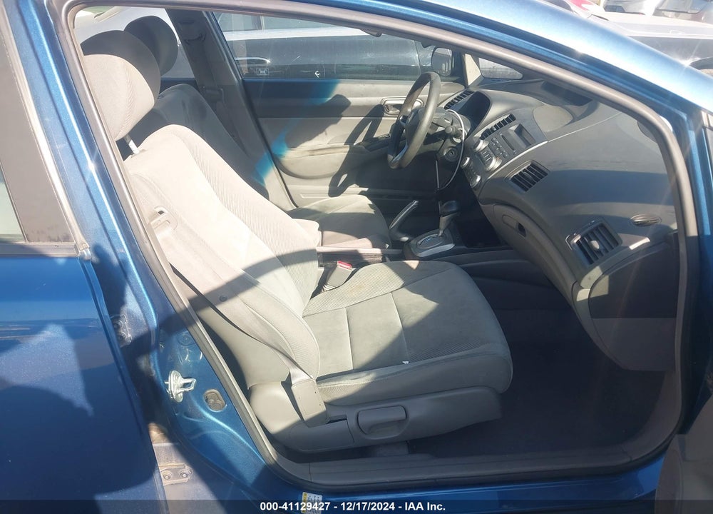 2011 HONDA CIVIC LX VIN: 19XFA1F57BE032860