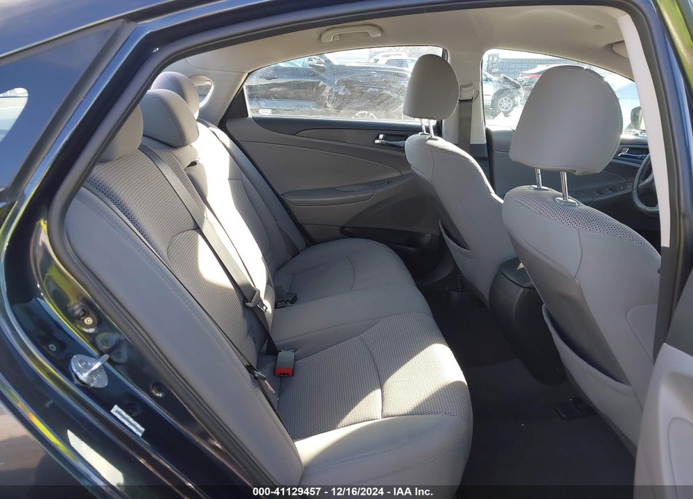 2011 HYUNDAI SONATA GLS VIN: 5NPEB4AC2BH107041