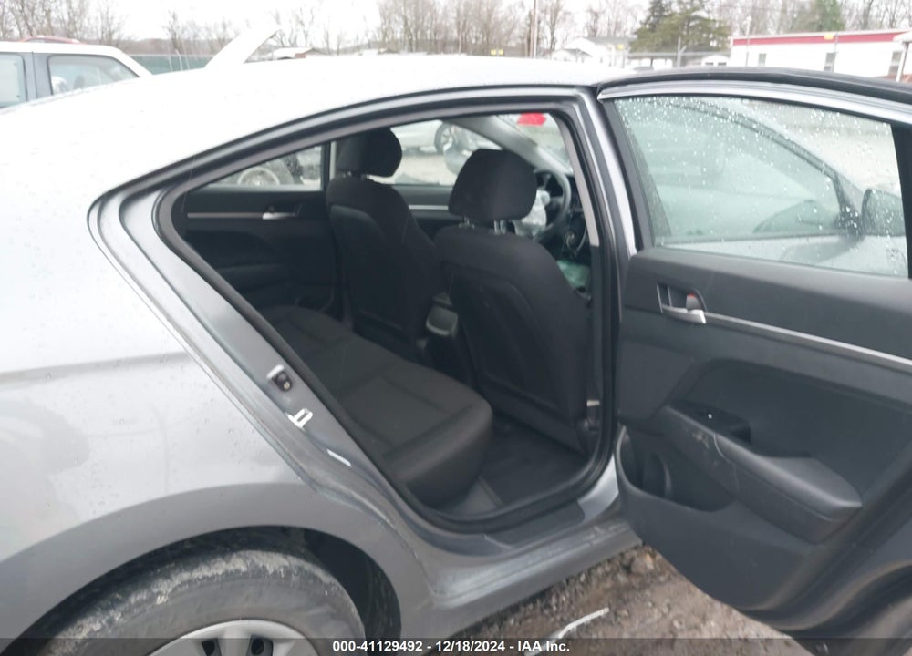 2019 HYUNDAI ELANTRA VIN: KMHD74LF6KU830817