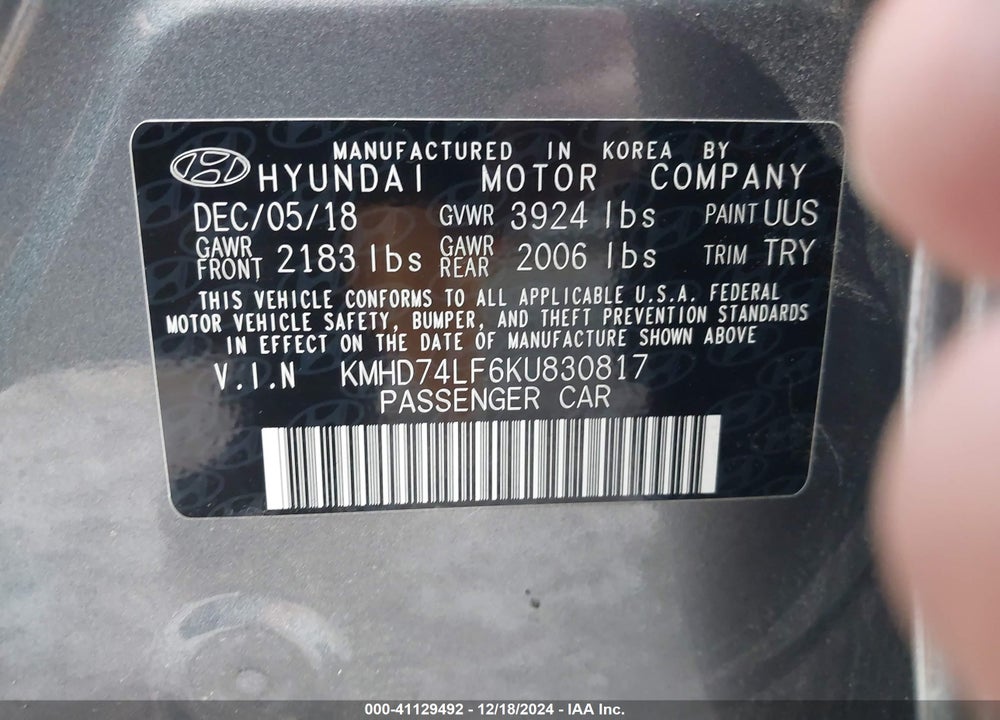 2019 HYUNDAI ELANTRA VIN: KMHD74LF6KU830817