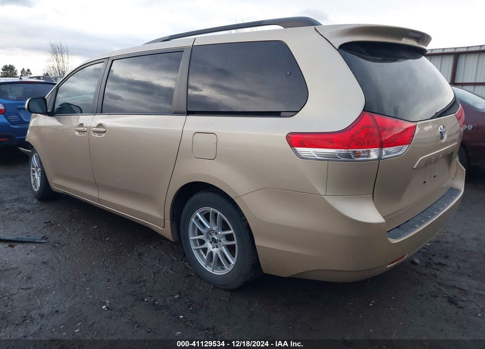 2011 TOYOTA SIENNA LE V6 VIN: 5TDKK3DC7BS023123