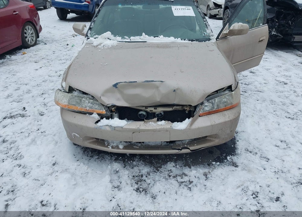 2000 HONDA ACCORD 3.0 EX VIN: 1HGCG1655YA056945