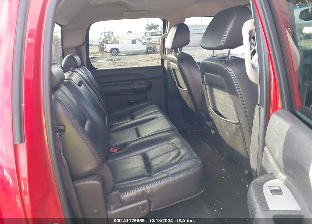2008 CHEVROLET SILVERADO VIN: 2GCEK133281328306