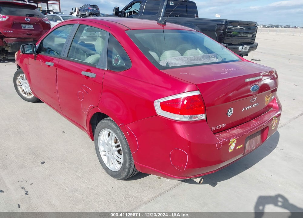 2011 FORD FOCUS SE VIN: 1FAHP3FN1BW202290