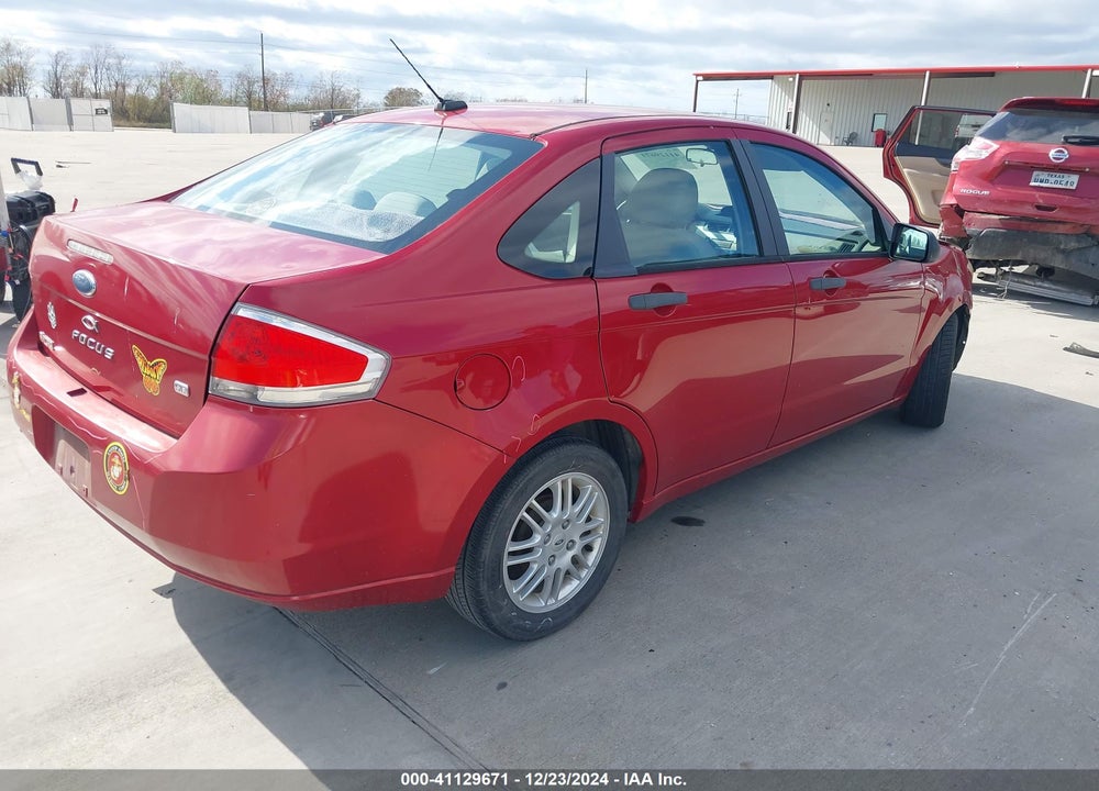 2011 FORD FOCUS SE VIN: 1FAHP3FN1BW202290