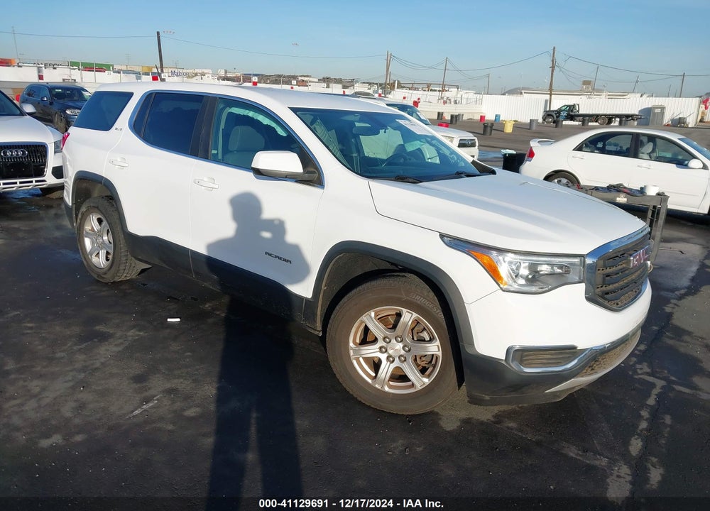 2017 GMC ACADIA SLE-1 VIN: 1GKKNKLA3HZ218746