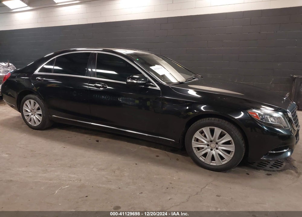 2015 MERCEDES-BENZ S 550 4MATIC VIN: WDDUG8FB0FA188161