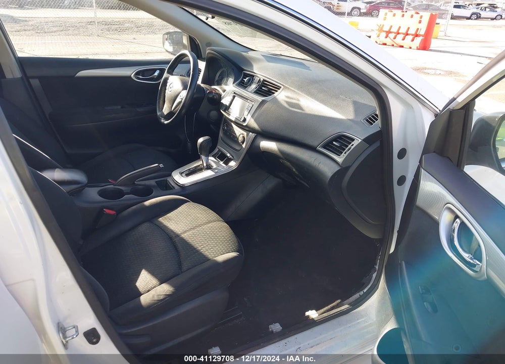 2014 NISSAN SENTRA SR VIN: 3N1AB7AP9EL631104