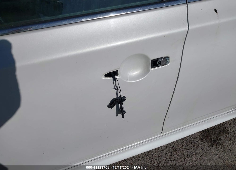 2014 NISSAN SENTRA SR VIN: 3N1AB7AP9EL631104