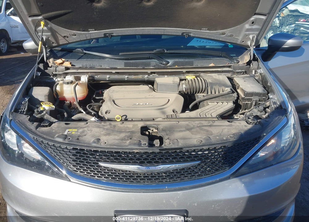 2017 CHRYSLER PACIFICA TOURING VIN: 2C4RC1DG5HR593030