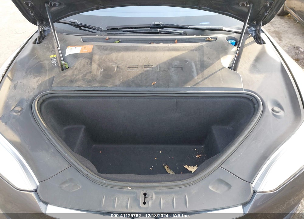2018 TESLA MODEL S 100D/75D/P100D VIN: 5YJSA1E24JF258465