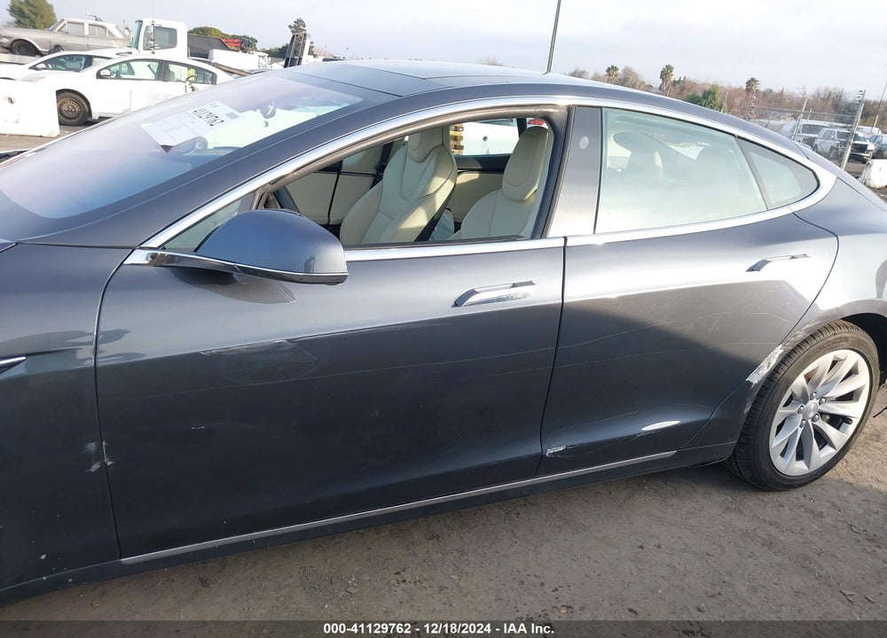 2018 TESLA MODEL S 100D/75D/P100D VIN: 5YJSA1E24JF258465