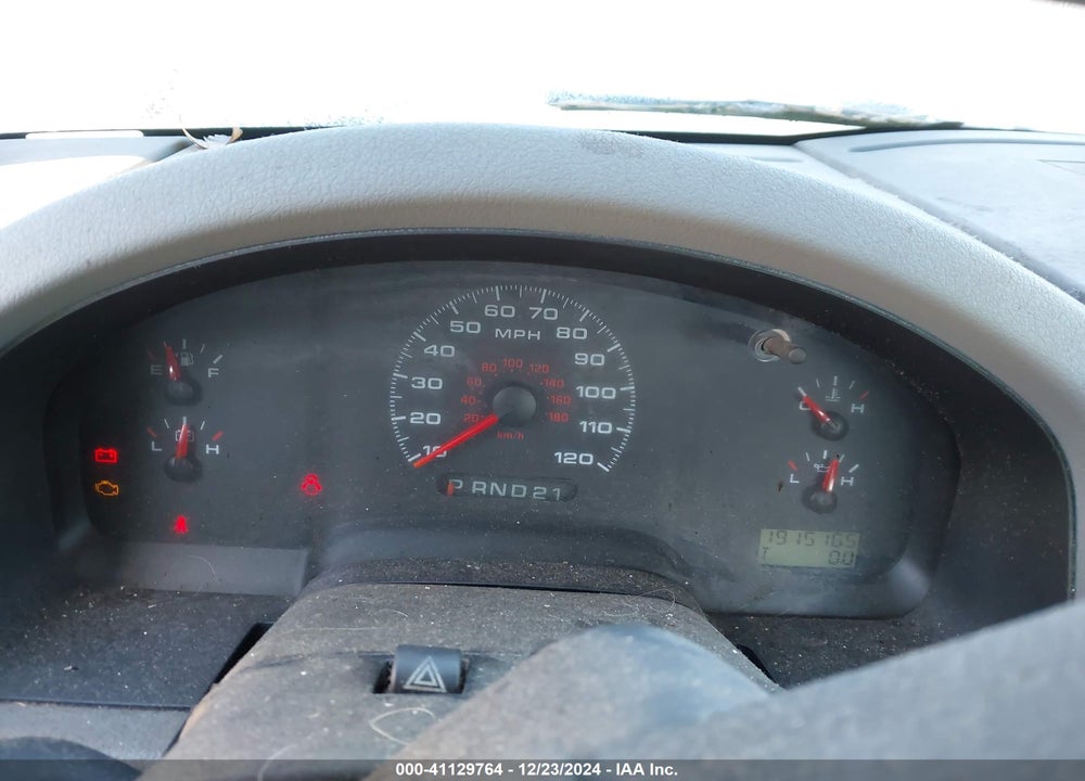 2005 FORD F-150 STX/XL/XLT VIN: 1FTRF12225NB60269