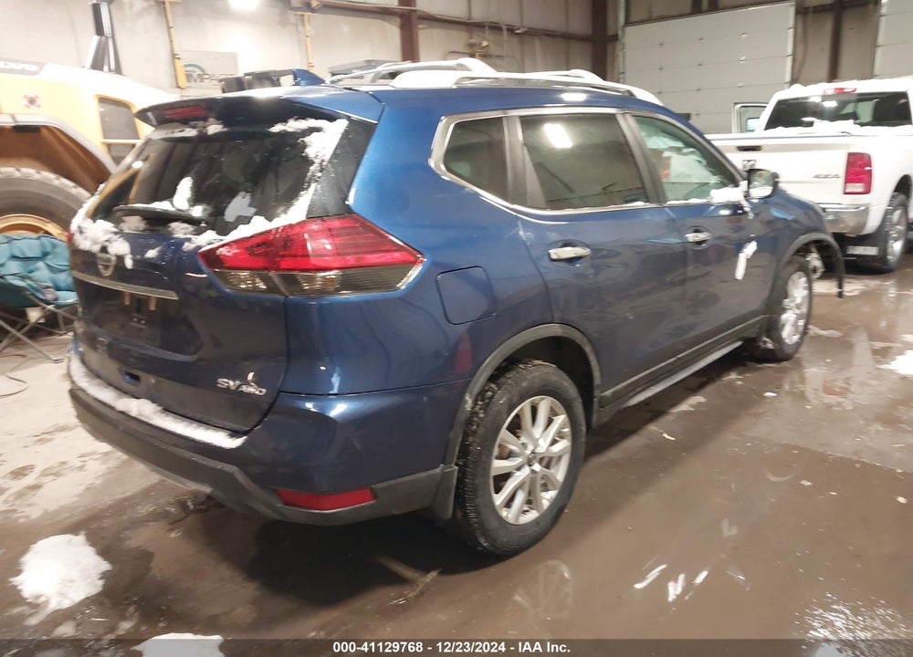 2017 NISSAN ROGUE VIN: 5N1AT2MV0HC887893