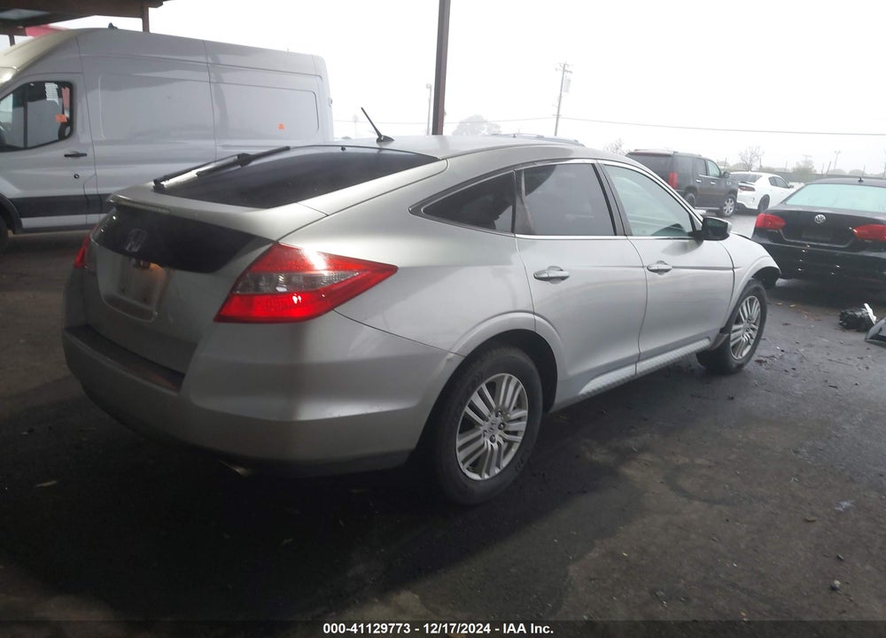 2012 HONDA CROSSTOUR EX VIN: 5J6TF3H3XCL001777