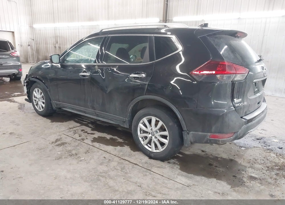 2018 NISSAN ROGUE SV VIN: 5N1AT2MV9JC815385
