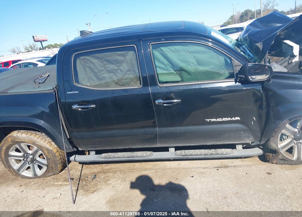 2018 TOYOTA TACOMA VIN: 5TFGZ5AN1JX128221
