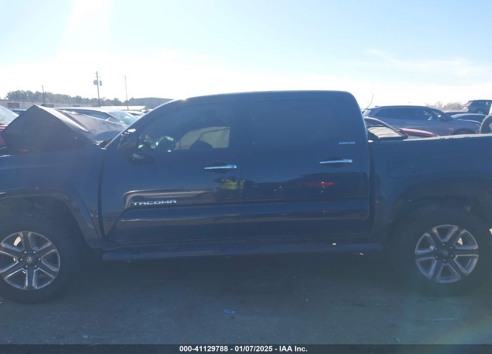 2018 TOYOTA TACOMA VIN: 5TFGZ5AN1JX128221