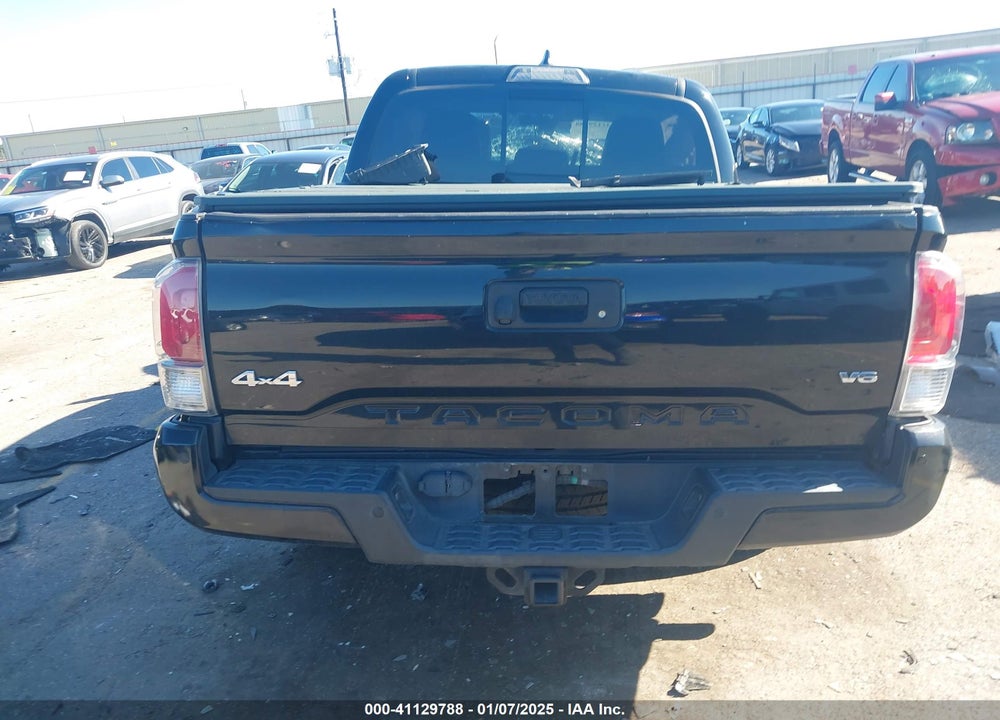 2018 TOYOTA TACOMA VIN: 5TFGZ5AN1JX128221