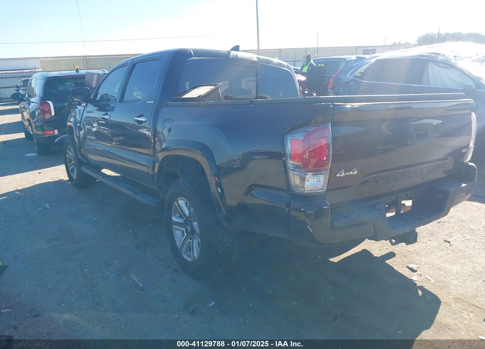 2018 TOYOTA TACOMA VIN: 5TFGZ5AN1JX128221