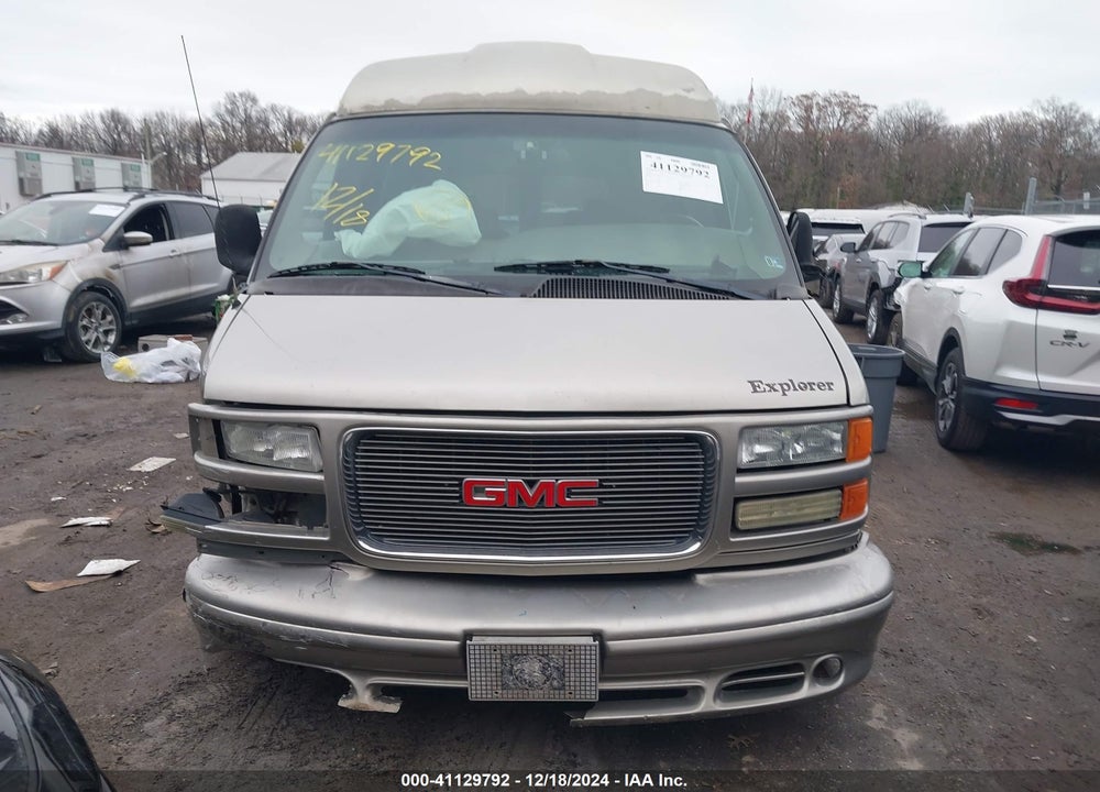 2001 GMC SAVANA UPFITTER VIN: 1GDFG15R011236139